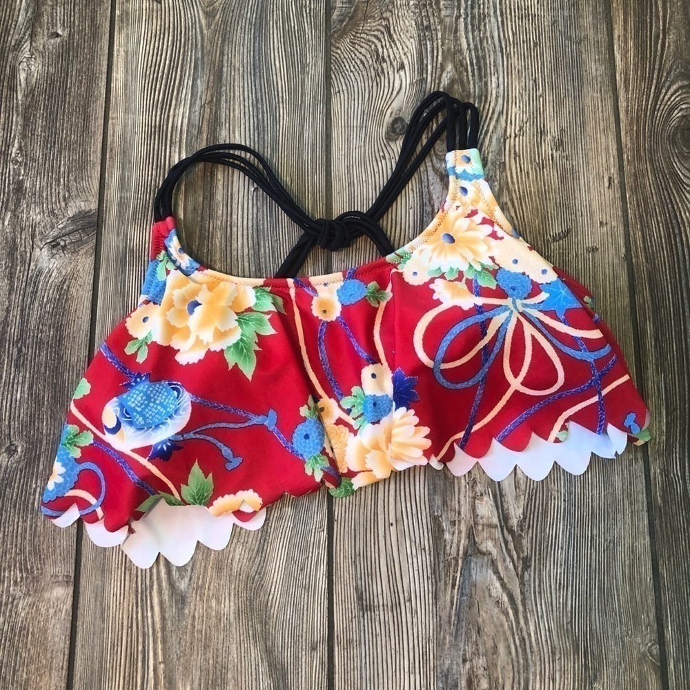 RED Floral & Fish Pattern Bikini Ruffle Top Medium